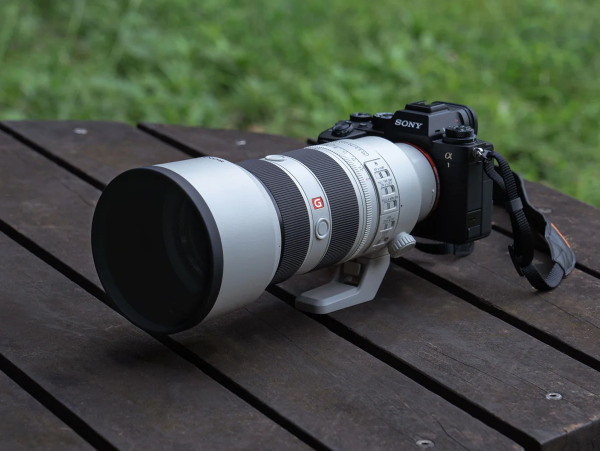 SEL70200GM2 Thumbnail 2