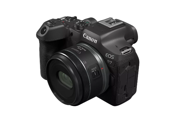 RF-S7.8mm F4 STM DUAL Thumbnail 2
